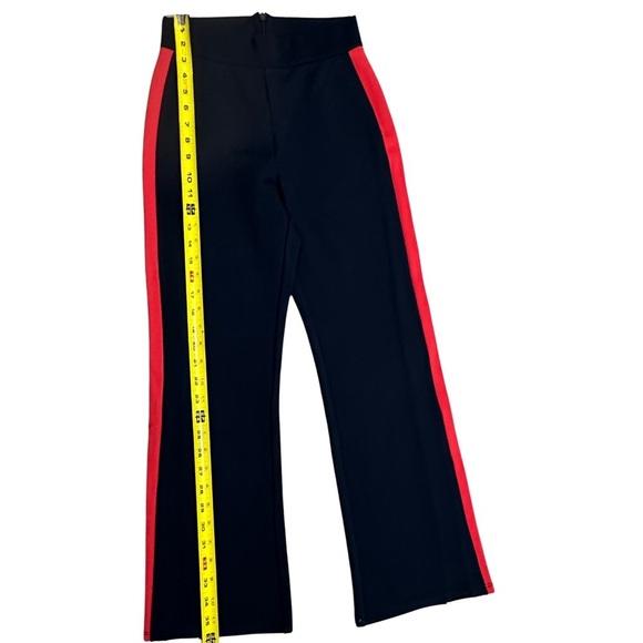 Marine Layer Archive Jordan Ponte Pant
SZ 6 Navy Red White Colorblock EUC - Picture 6 of 9